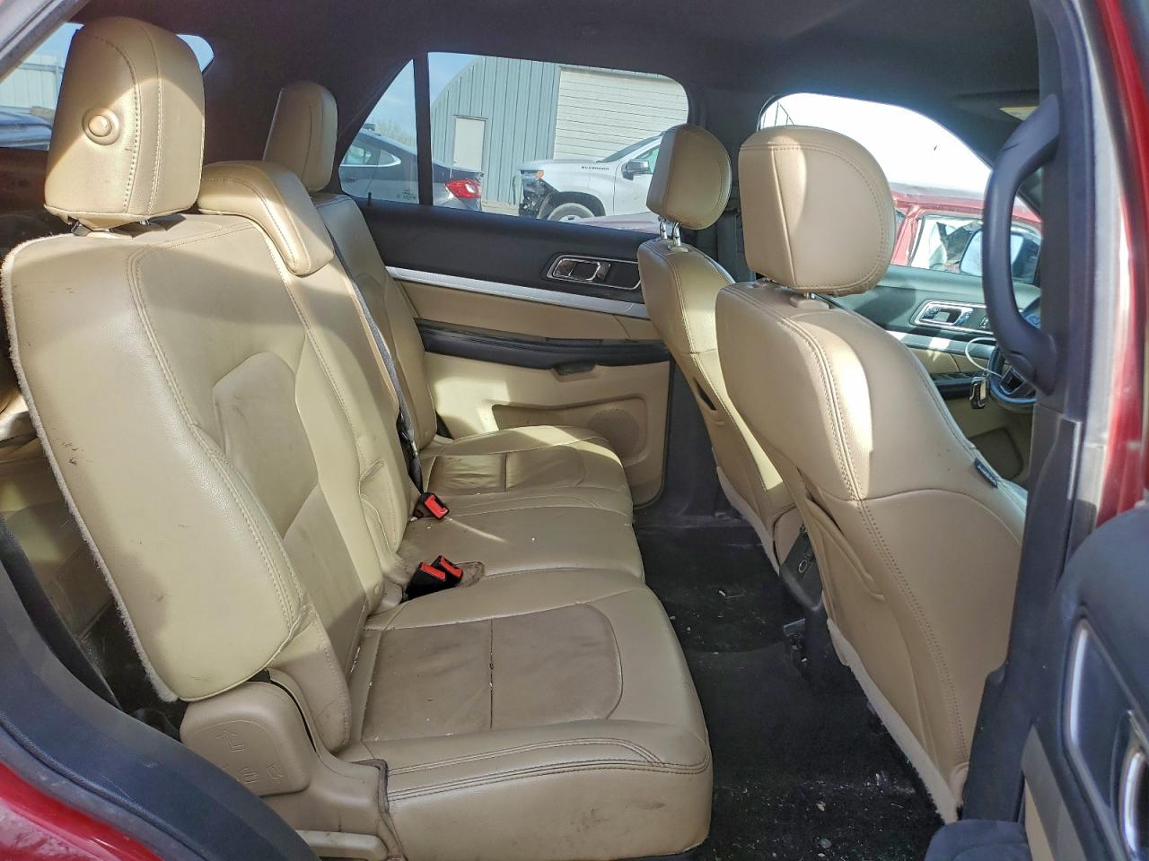 2017 FORD EXPLORER XLT photo 11