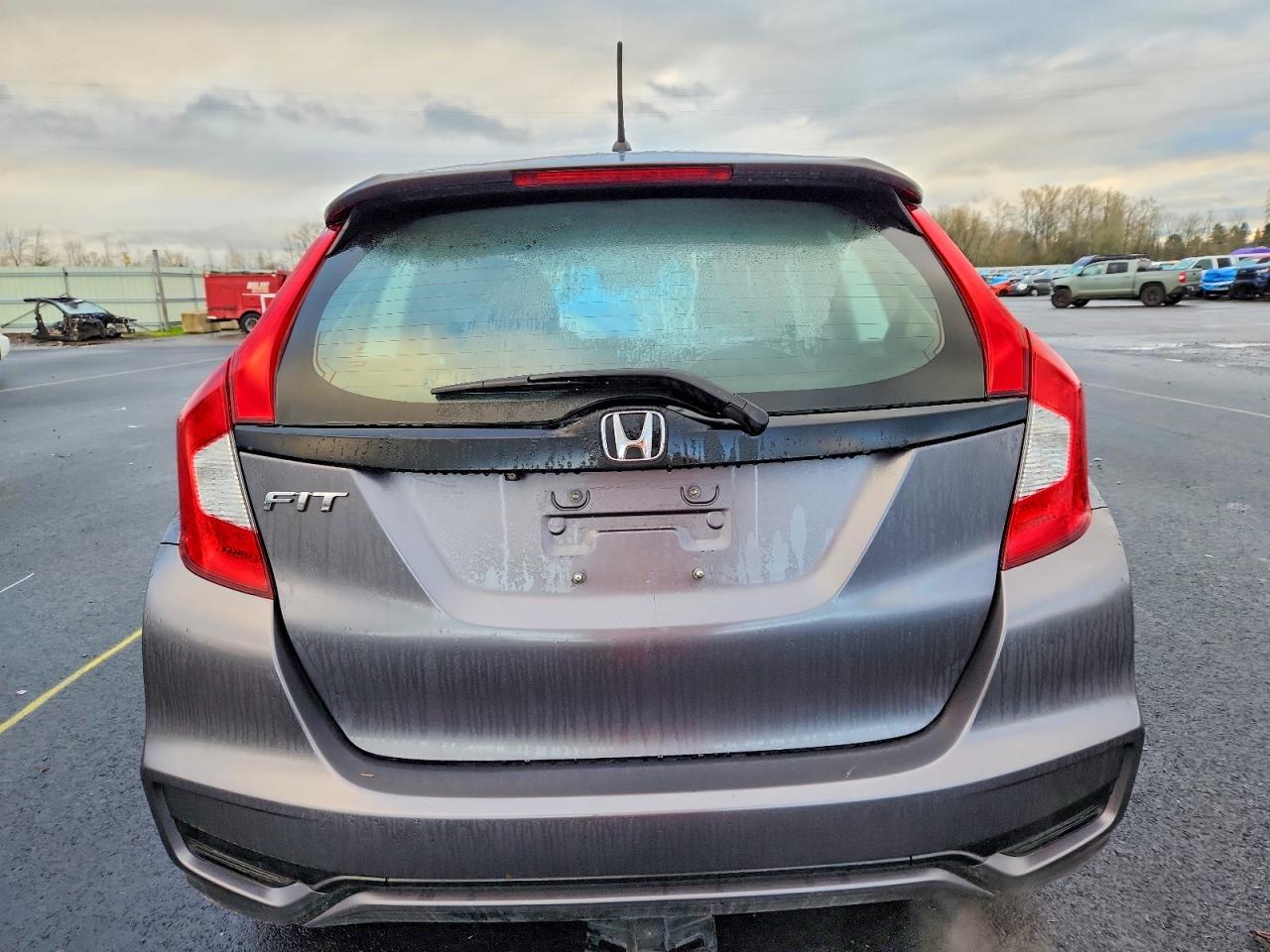 2018 HONDA FIT LX photo 16