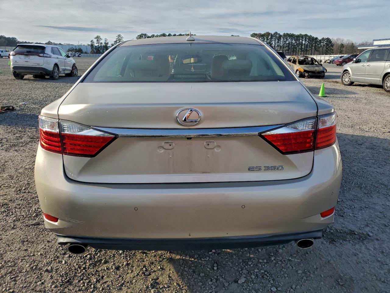 2013 LEXUS ES 350 photo 6