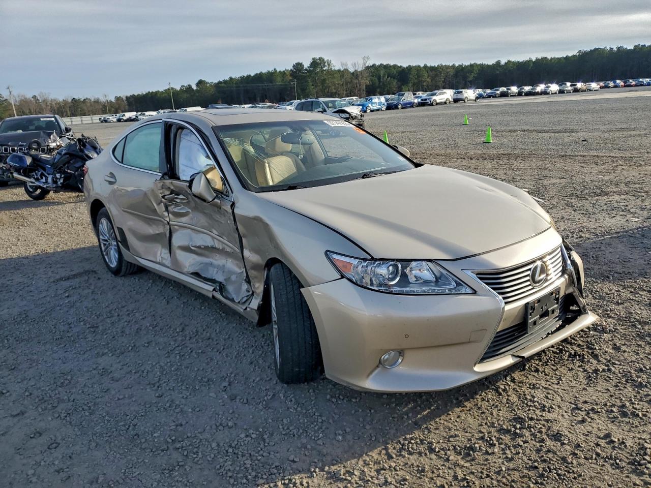 2013 LEXUS ES 350 photo 4