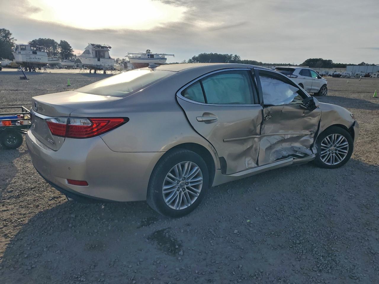 2013 LEXUS ES 350 photo 3