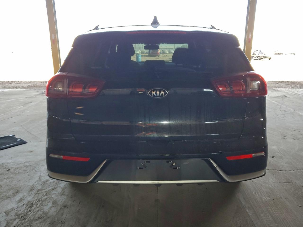 2018 KIA NIRO FE photo 11
