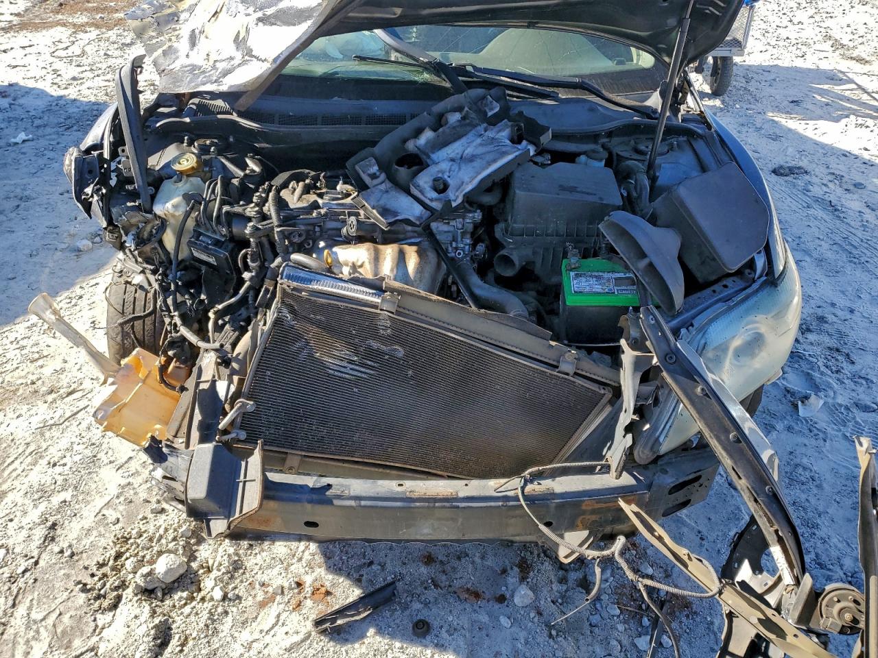 2010 TOYOTA CAMRY BASE photo 11