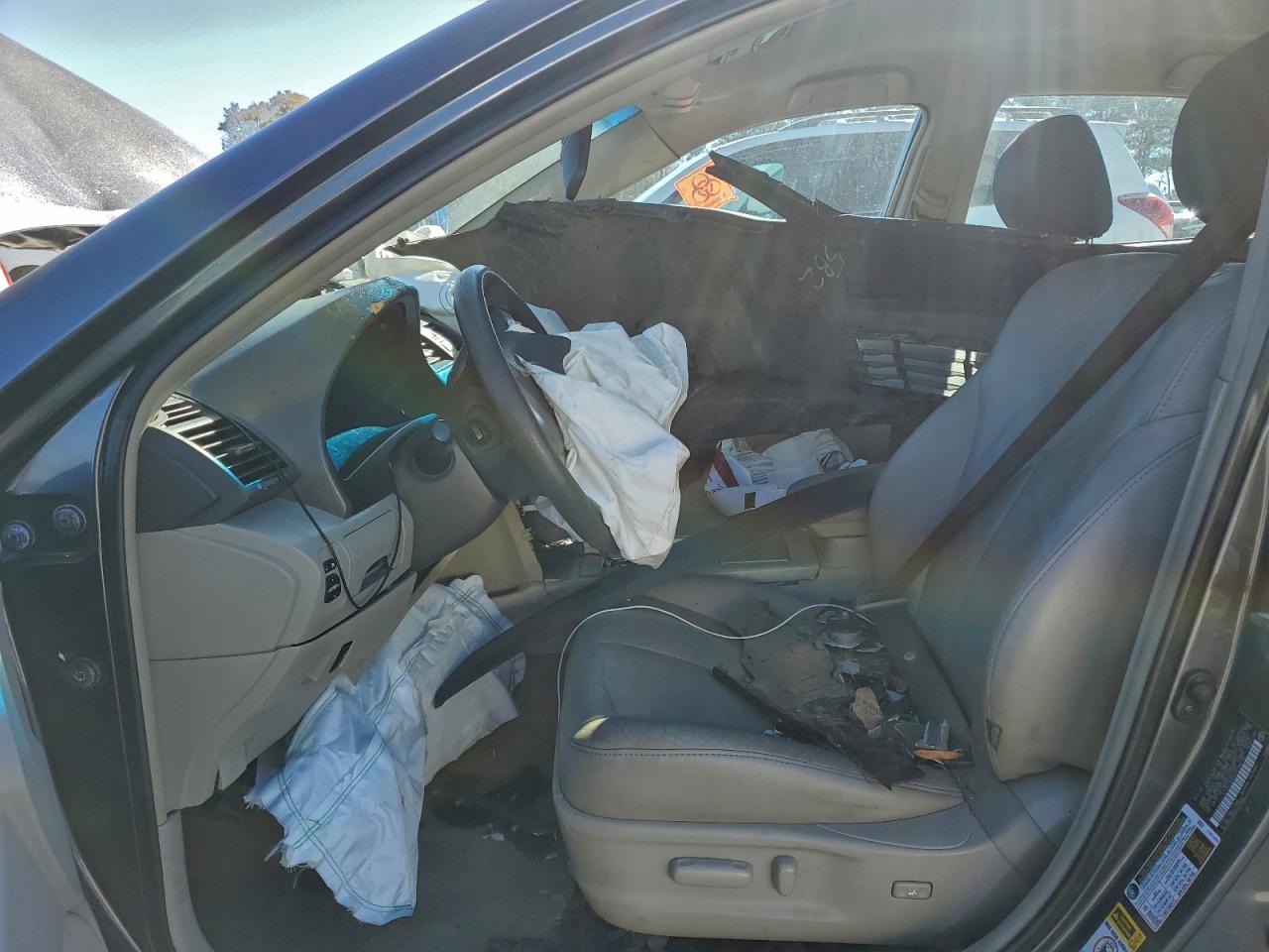 2010 TOYOTA CAMRY BASE photo 7