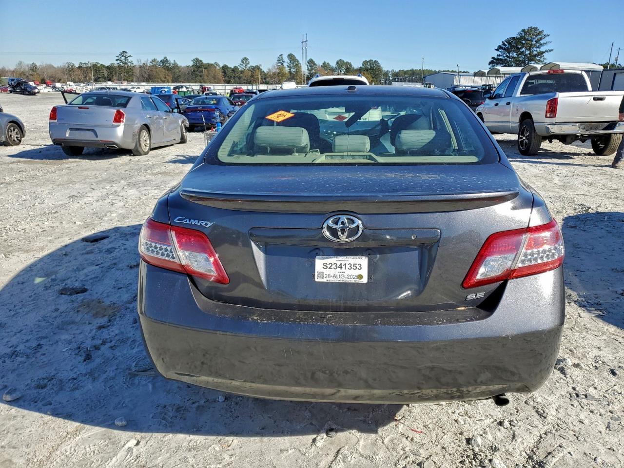 2010 TOYOTA CAMRY BASE photo 6