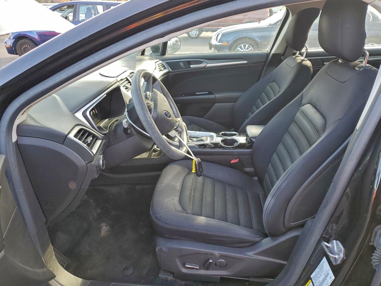 2014 FORD FUSION SE photo 7