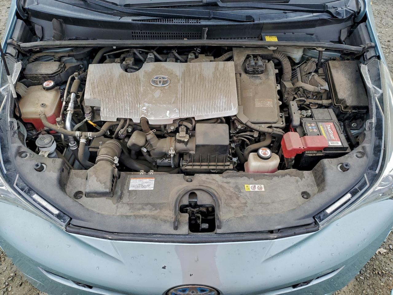 2018 TOYOTA PRIUS photo 11
