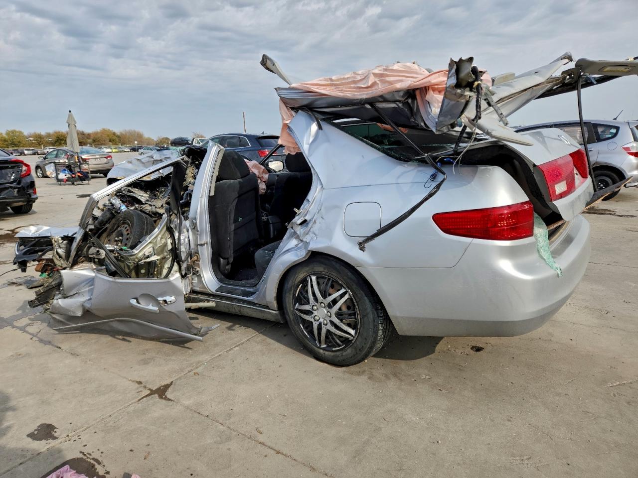 2005 HONDA ACCORD LX photo 4