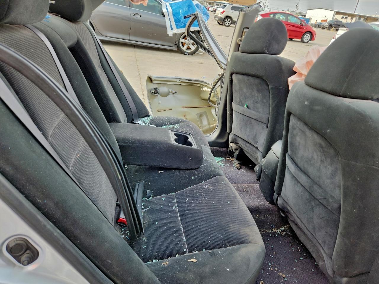 2005 HONDA ACCORD LX photo 28