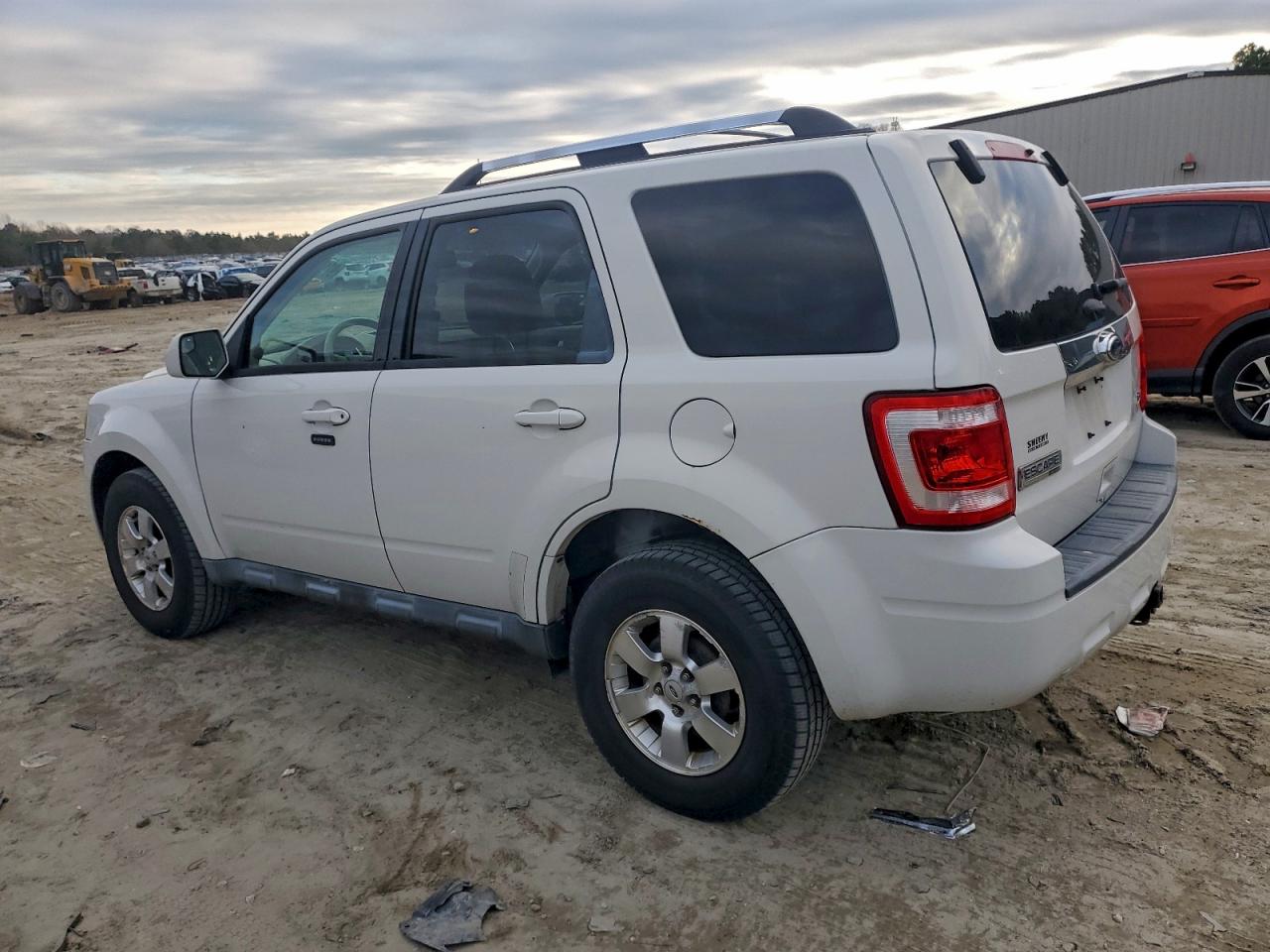 2011 FORD ESCAPE LIMITED photo 2