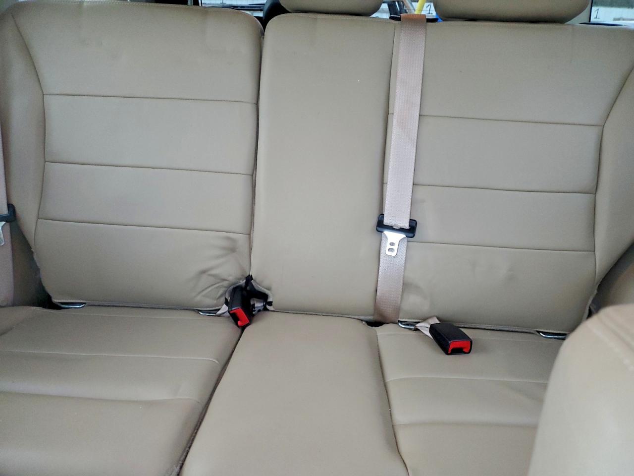 2011 FORD ESCAPE LIMITED photo 10