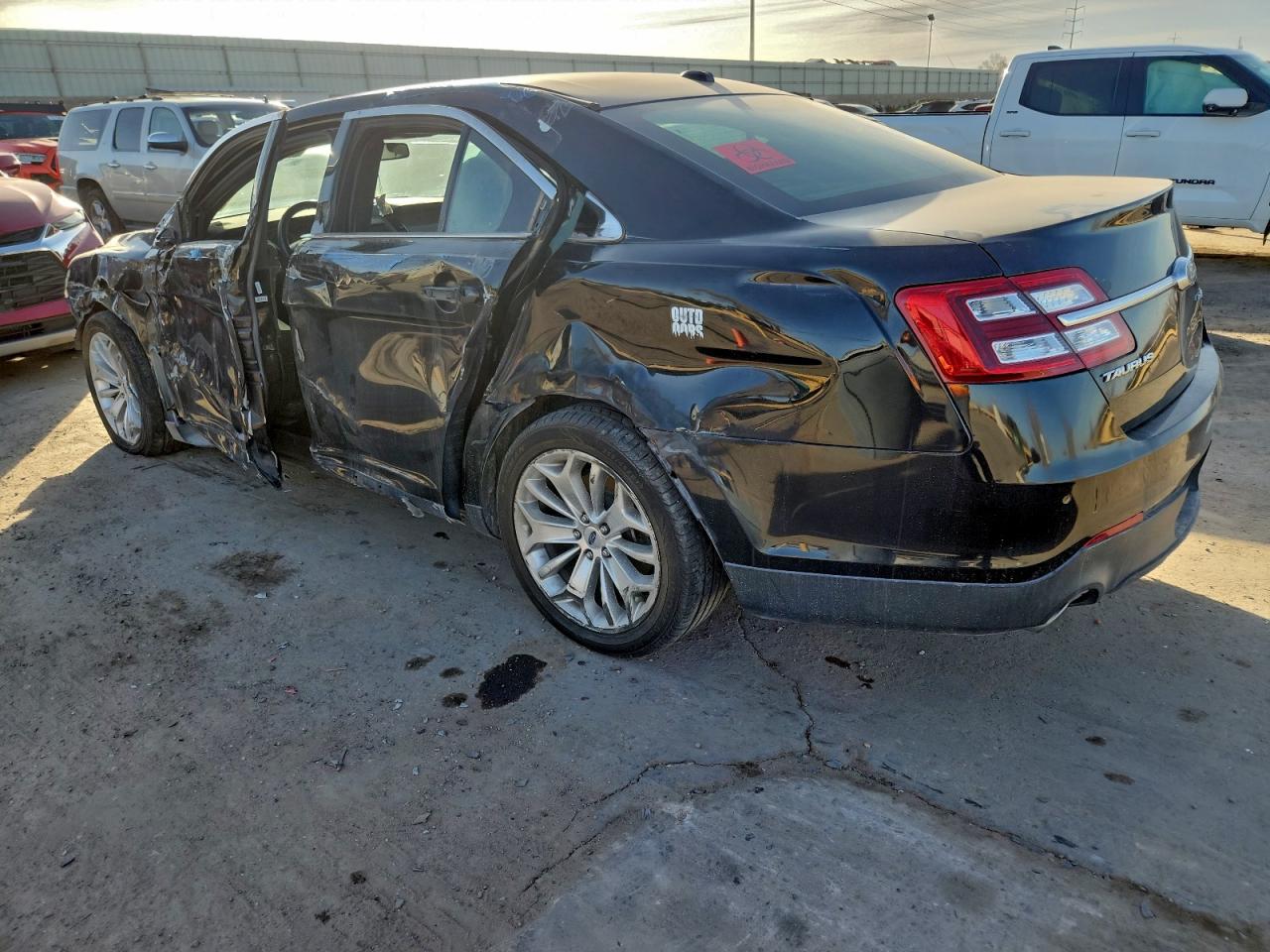 2019 FORD TAURUS LIMITED photo 4