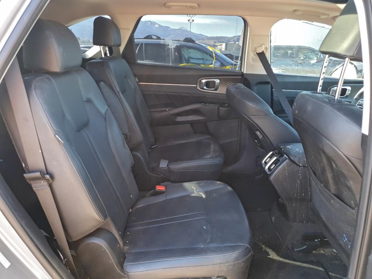 2024 KIA SORENTO SX photo 11