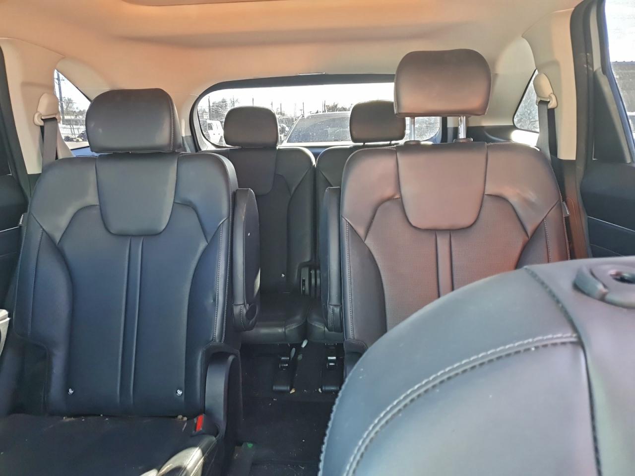 2024 KIA SORENTO SX photo 10