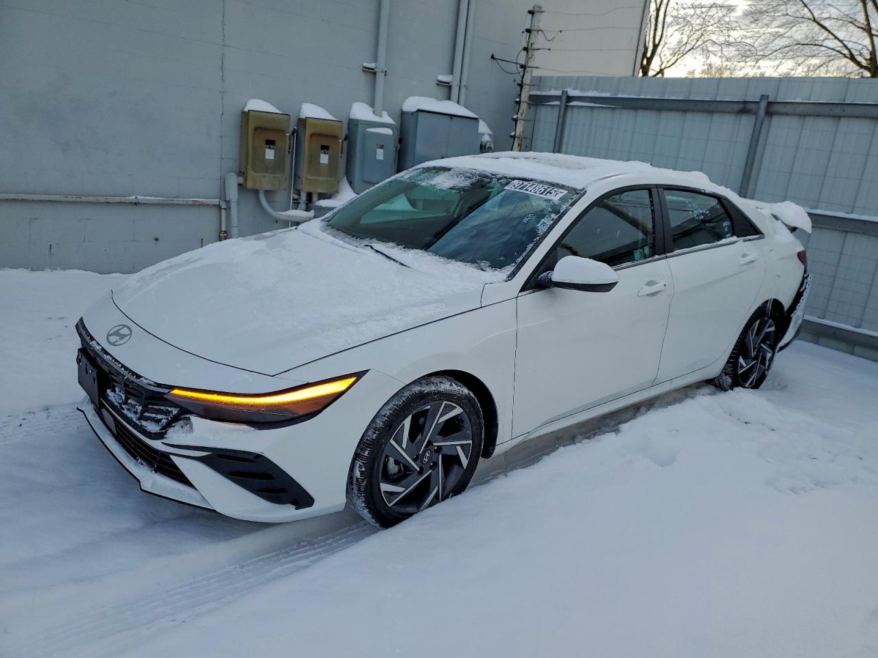 2025 HYUNDAI ELANTRA