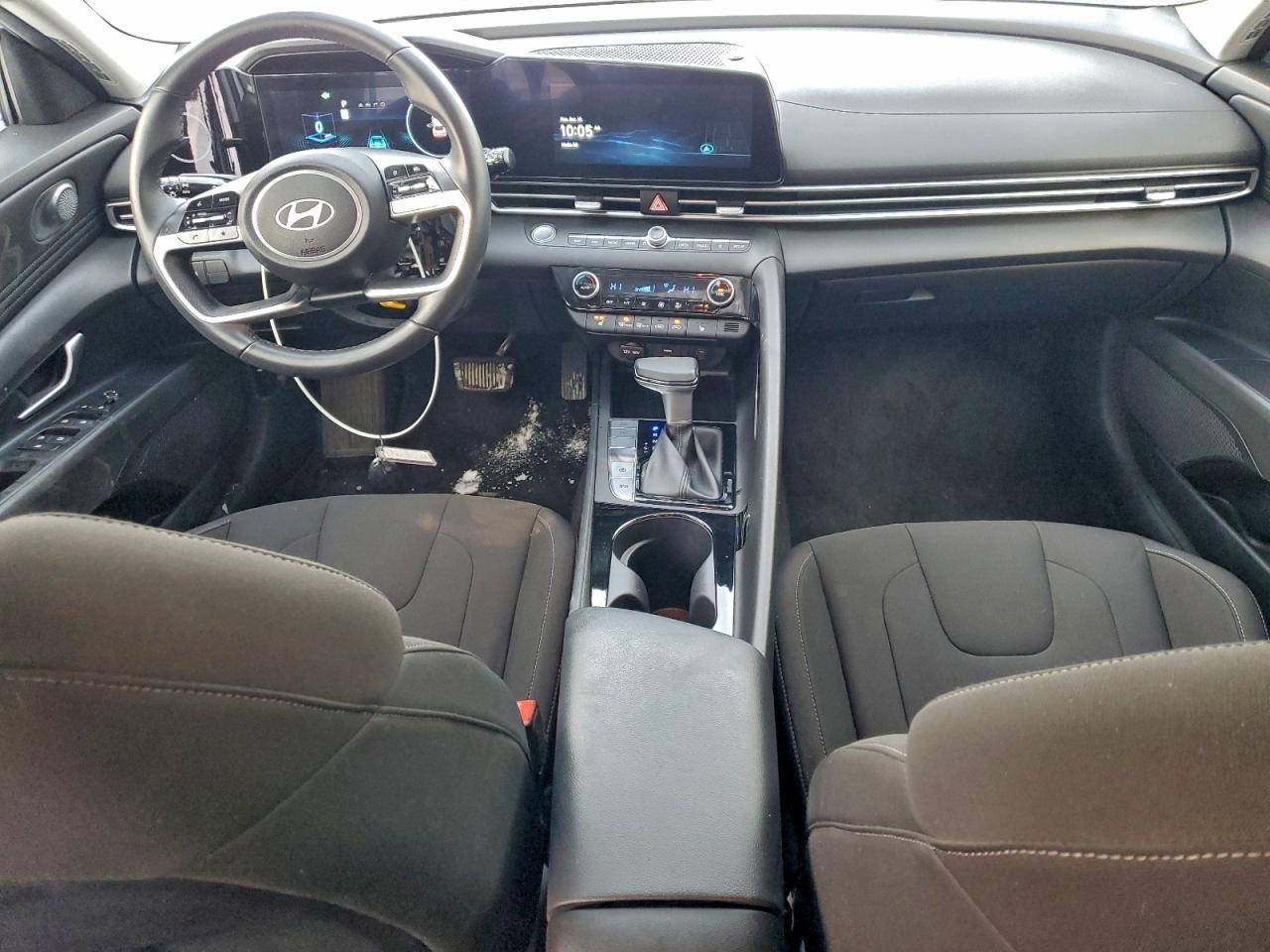2025 HYUNDAI ELANTRA SEL CONVENIENCE photo 15