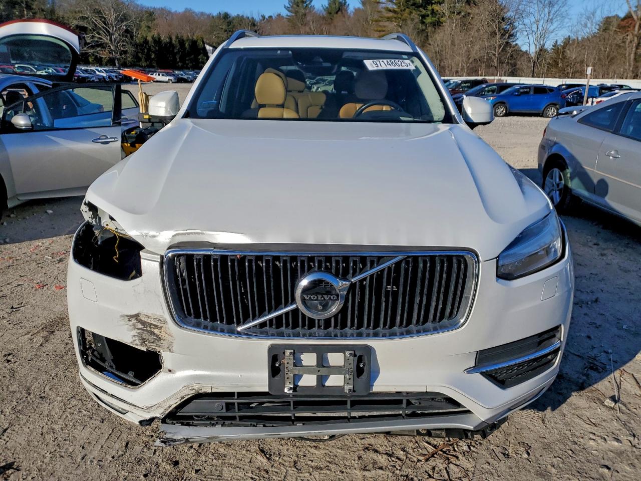 2016 VOLVO XC90 T6 photo 13