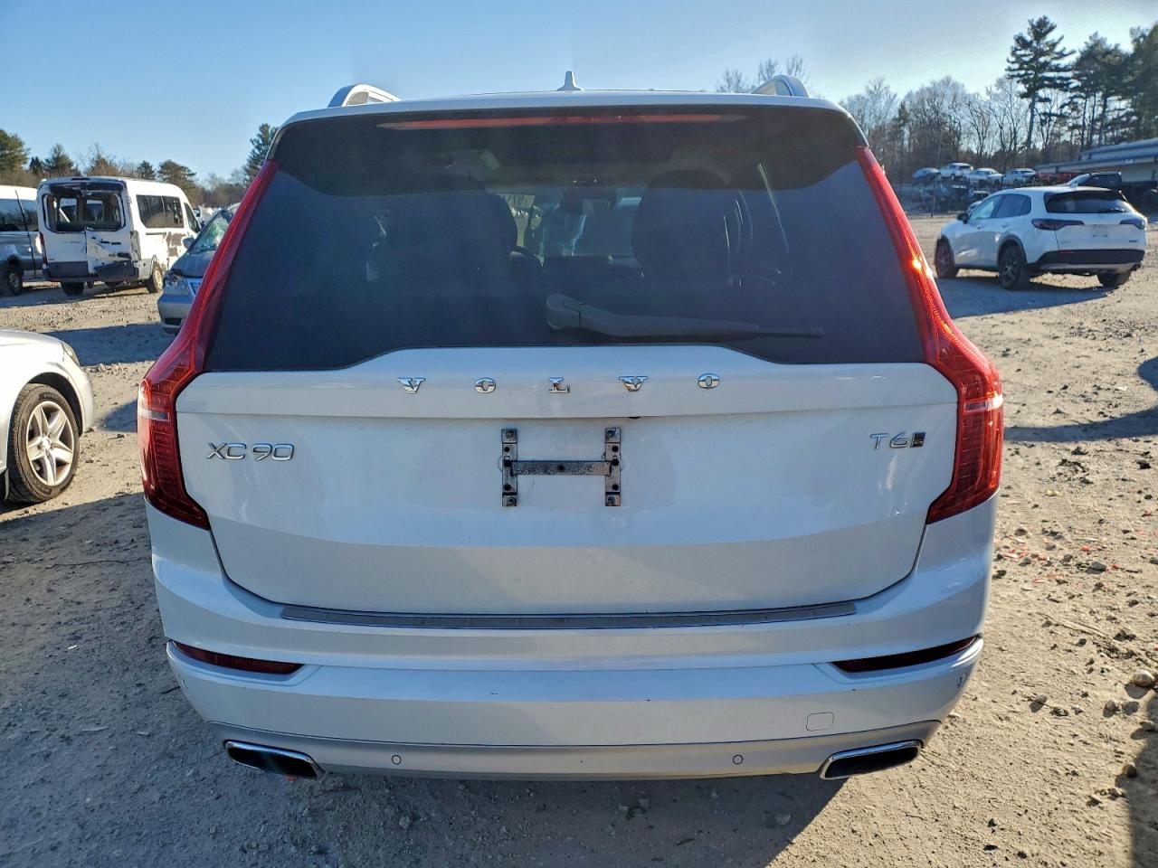 2016 VOLVO XC90 T6 photo 16