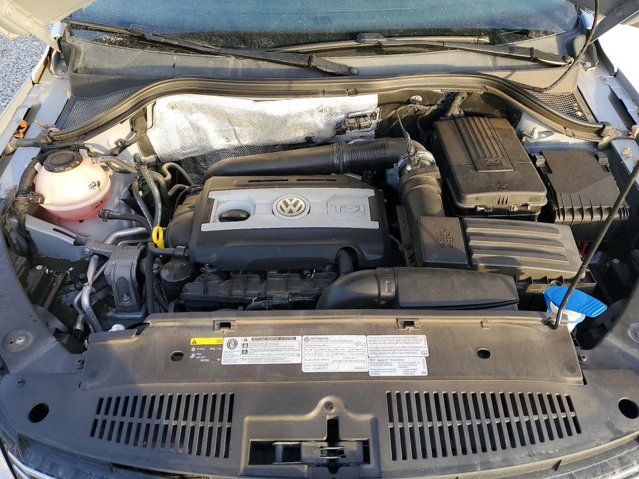 2017 VOLKSWAGEN TIGUAN S photo 34