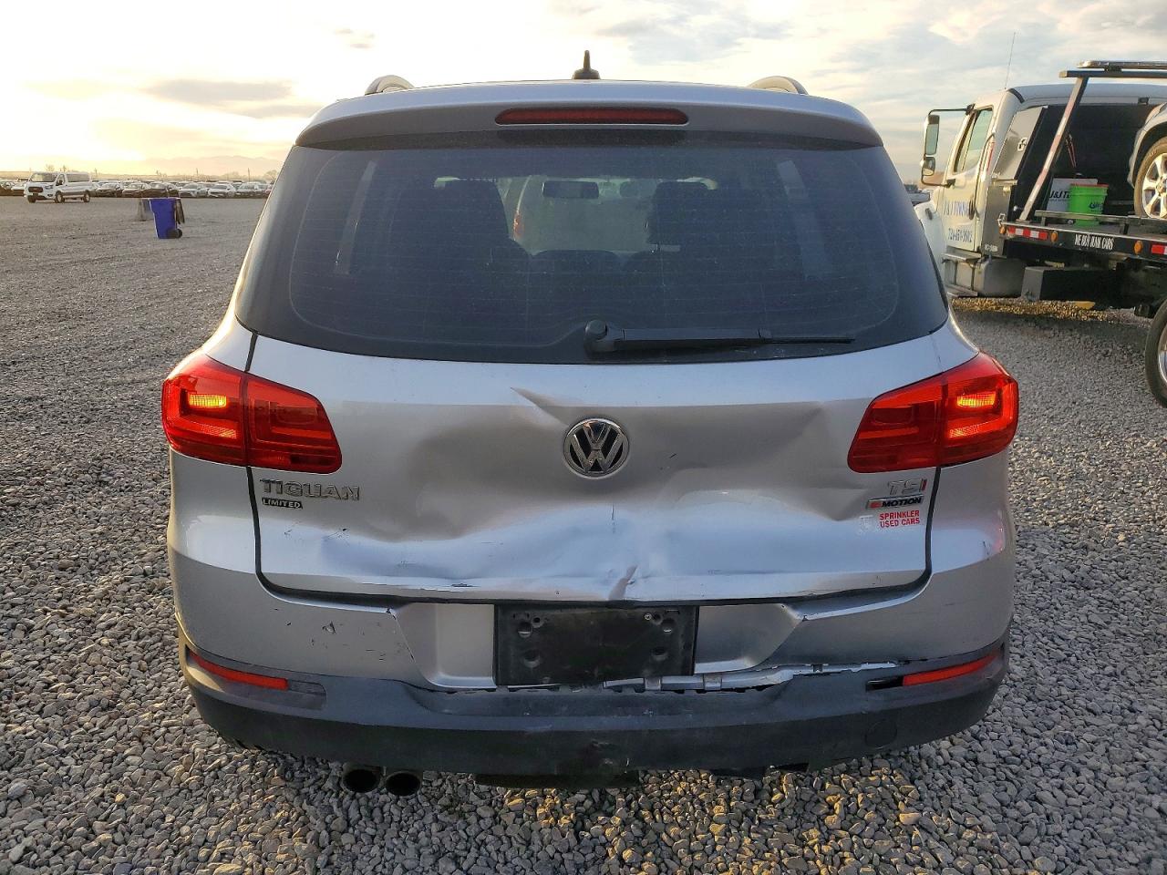 2017 VOLKSWAGEN TIGUAN S photo 16