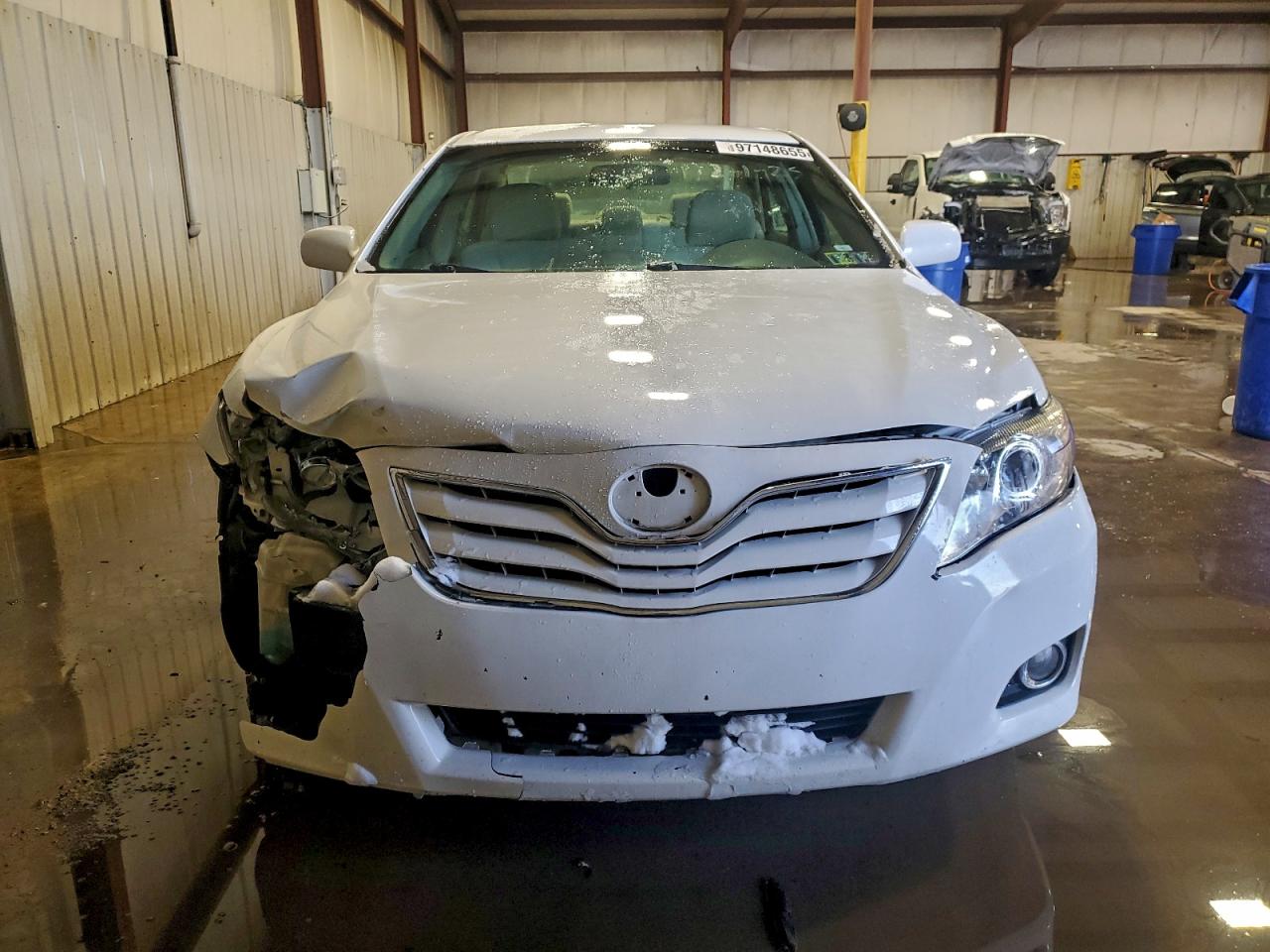 2011 TOYOTA CAMRY BASE photo 13