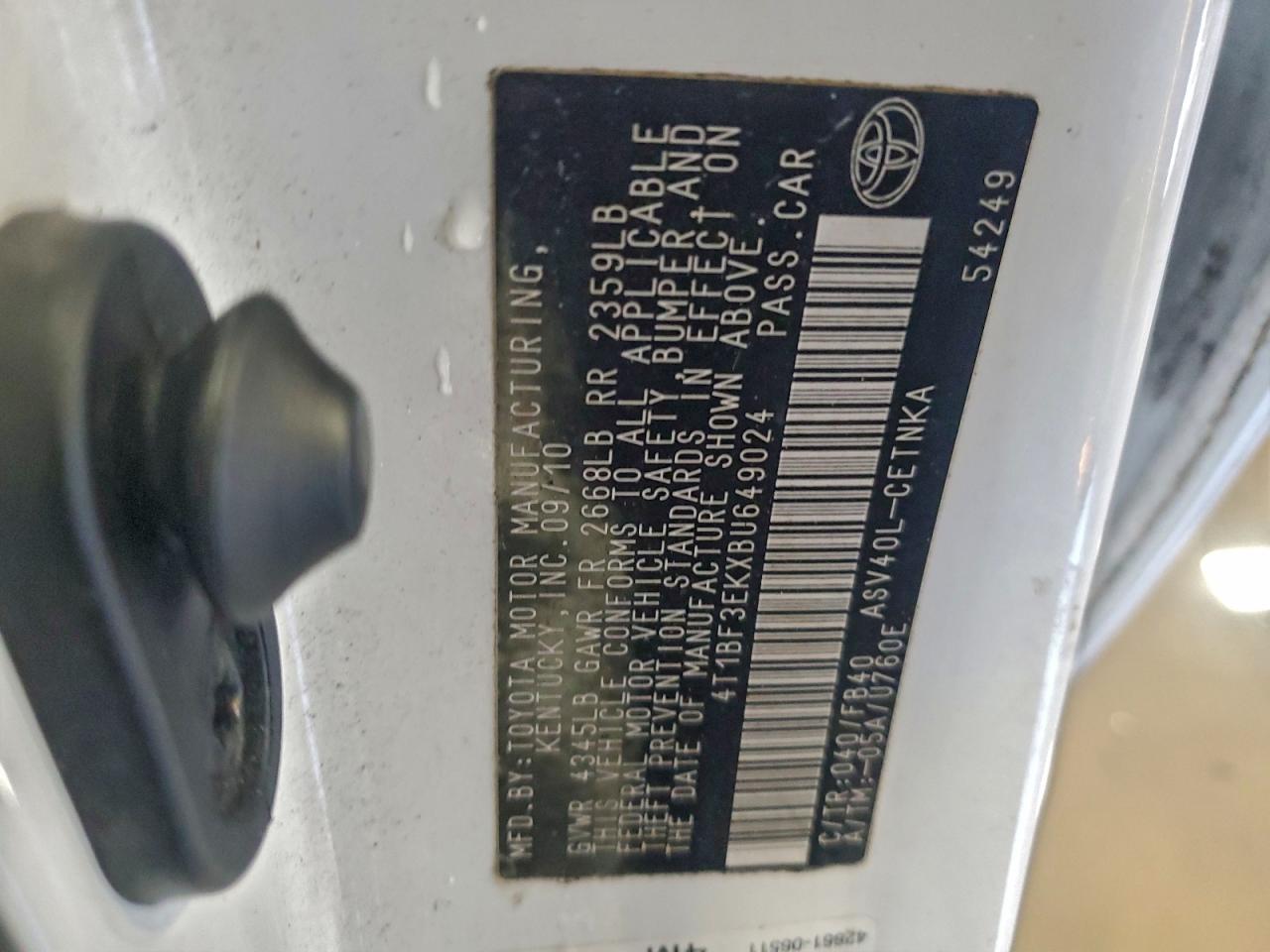 2011 TOYOTA CAMRY BASE photo 34