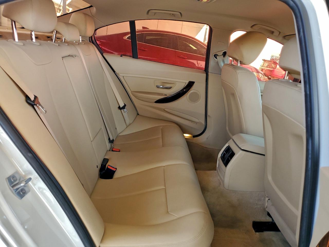 2015 BMW 320 I photo 19