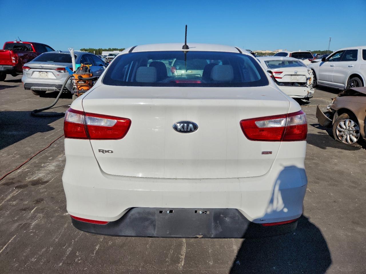 2016 KIA RIO photo 6