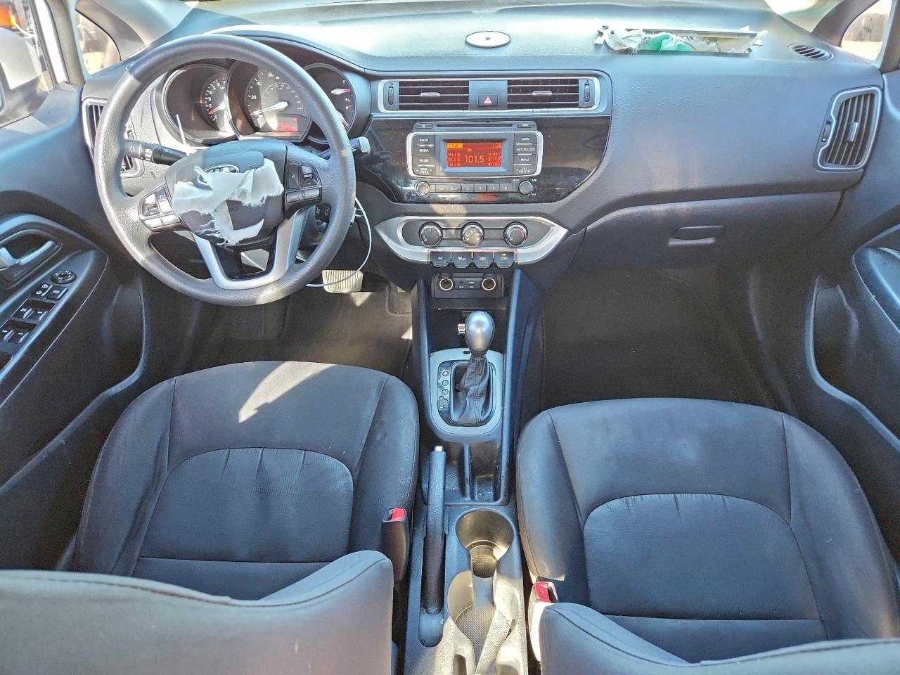 2016 KIA RIO photo 8