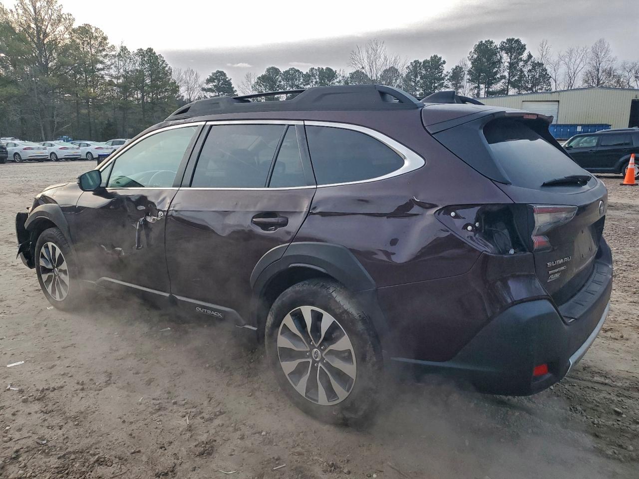 2025 SUBARU OUTBACK LIMITED photo 2