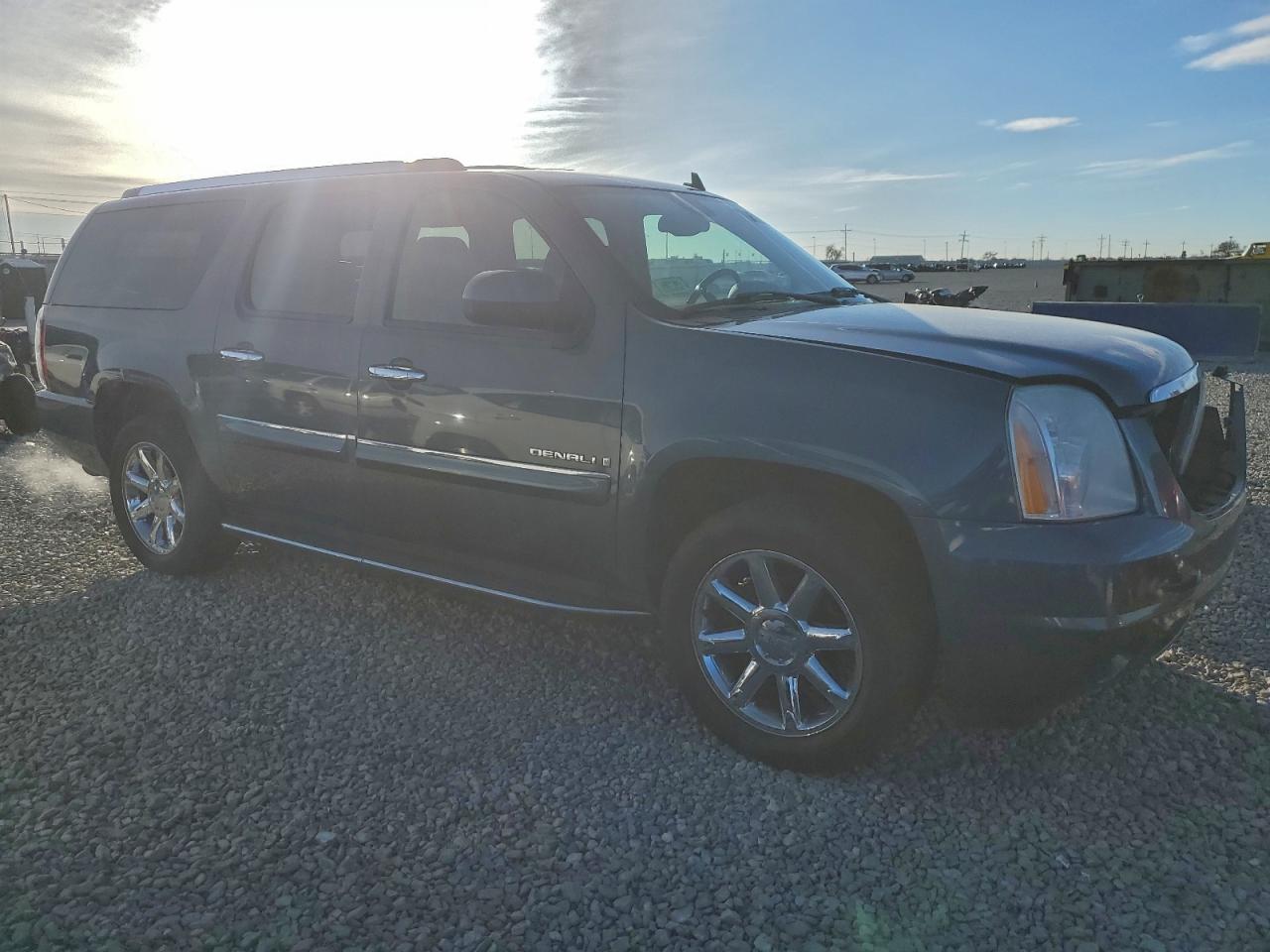 2008 GMC YUKON XL DENALI photo 7