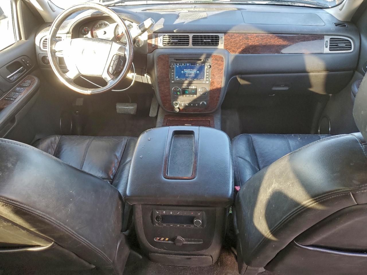 2008 GMC YUKON XL DENALI photo 15
