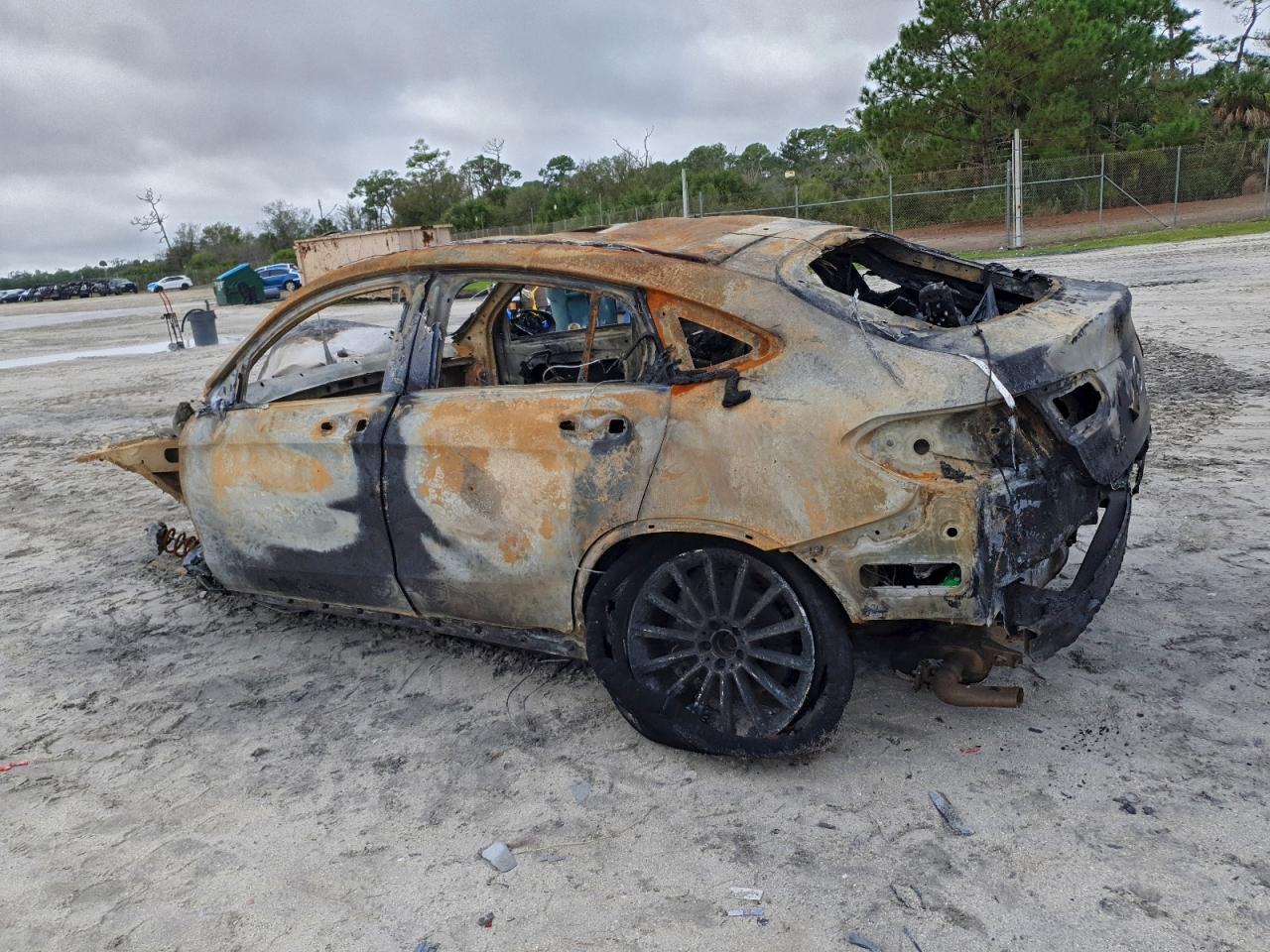 2018 MERCEDES-BENZ GLC COUPE 300 4MATIC photo 3