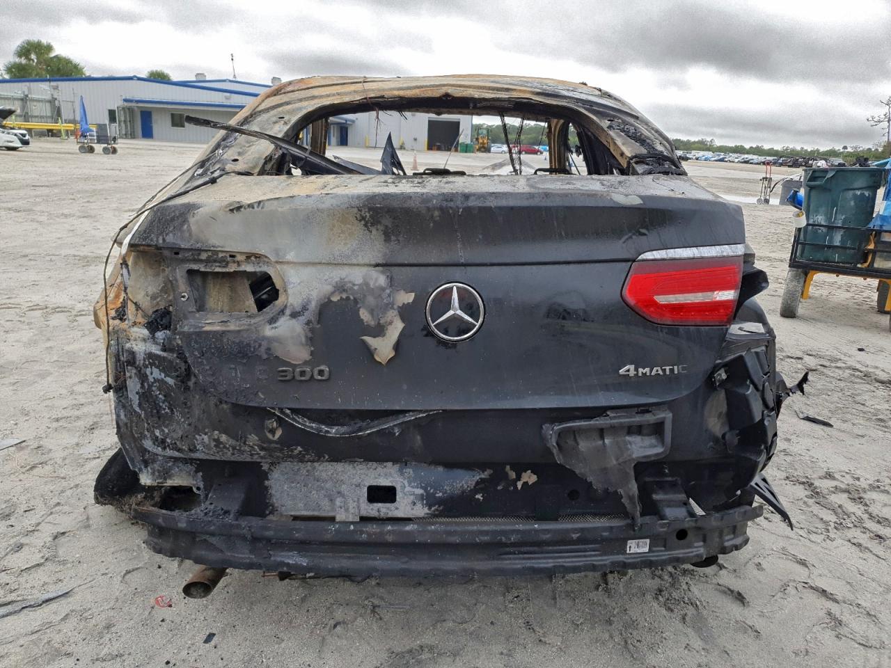 2018 MERCEDES-BENZ GLC COUPE 300 4MATIC photo 11