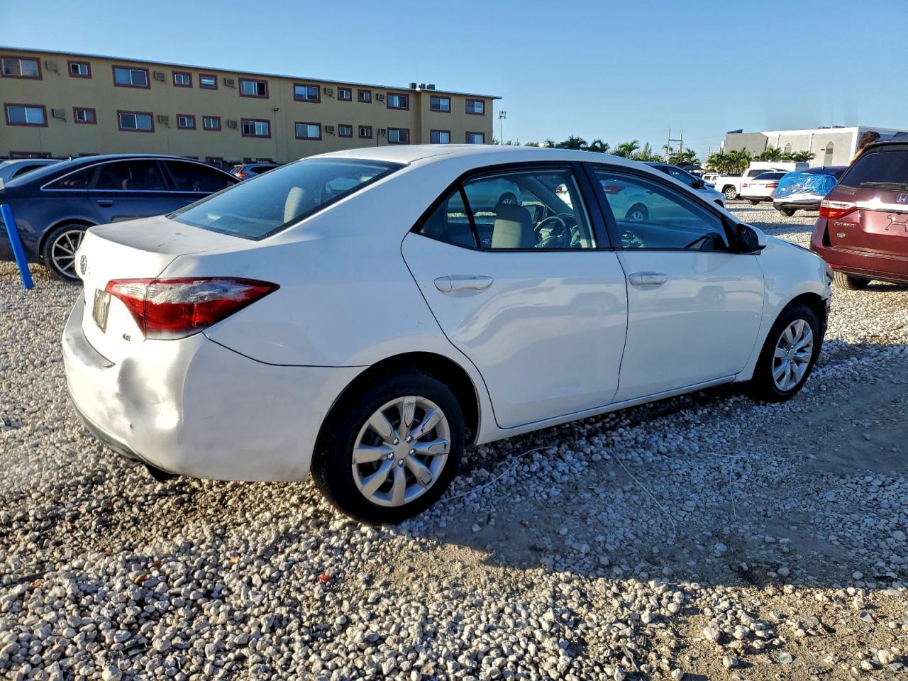 2014 TOYOTA COROLLA L photo 5