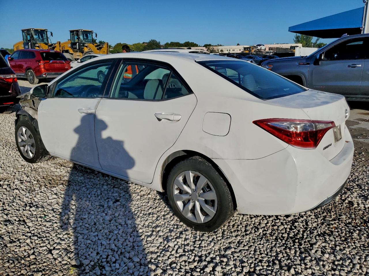 2014 TOYOTA COROLLA L photo 3