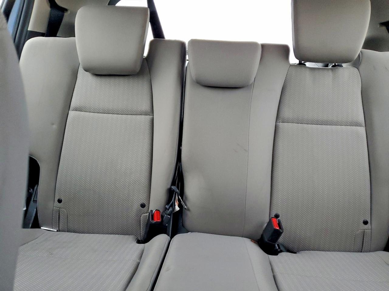 2016 HONDA HR-V LX photo 19