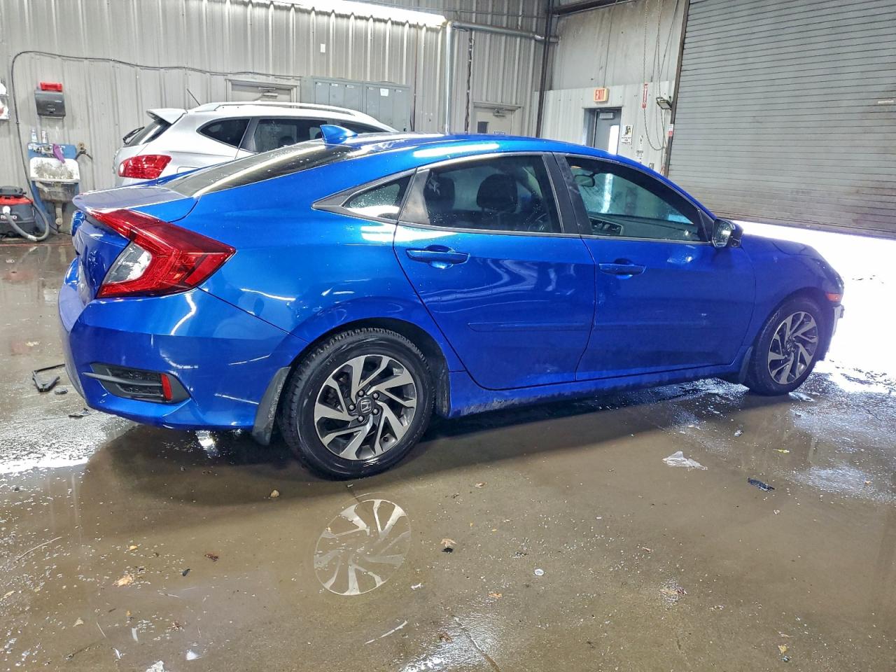 2017 HONDA CIVIC EX photo 5