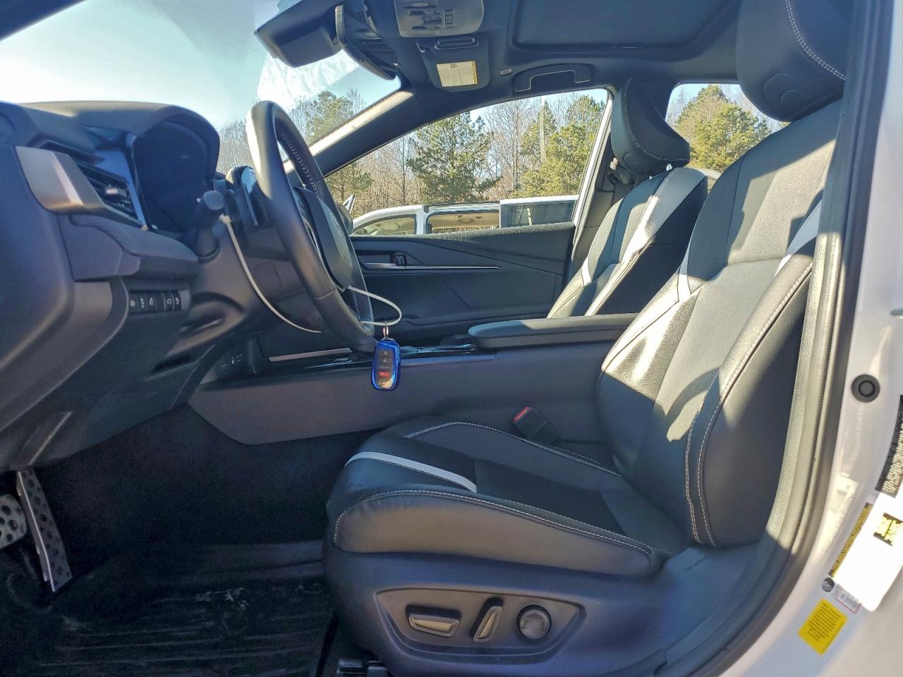 2025 TOYOTA CAMRY XSE photo 19
