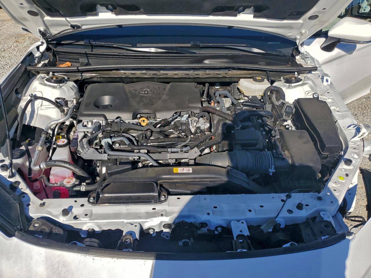 2025 TOYOTA CAMRY XSE photo 31