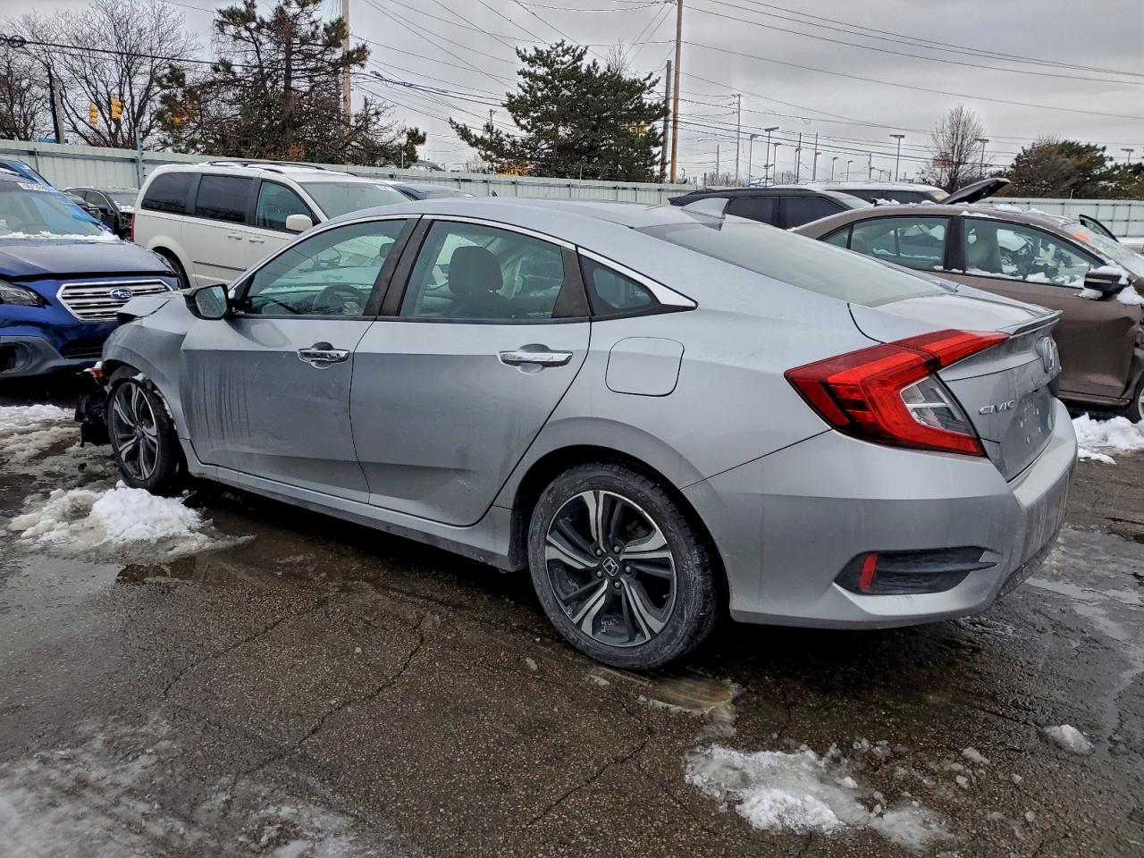 2017 HONDA CIVIC TOURING photo 2