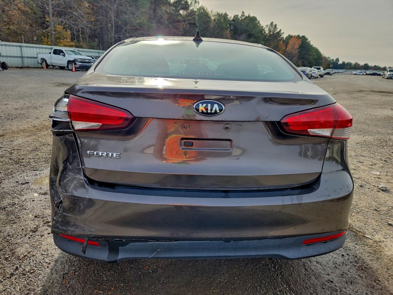 2017 KIA FORTE LX photo 16