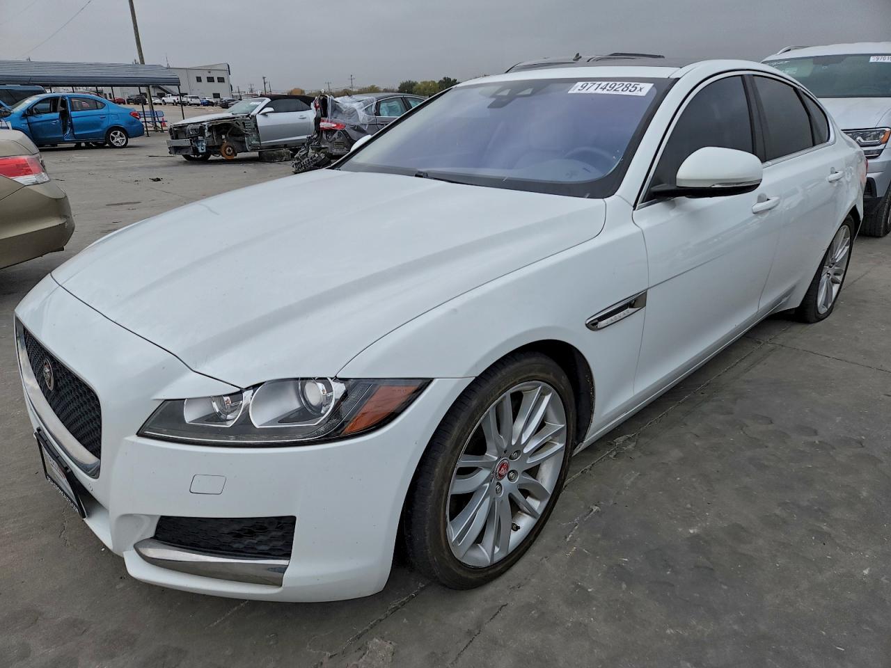 2016 JAGUAR XF