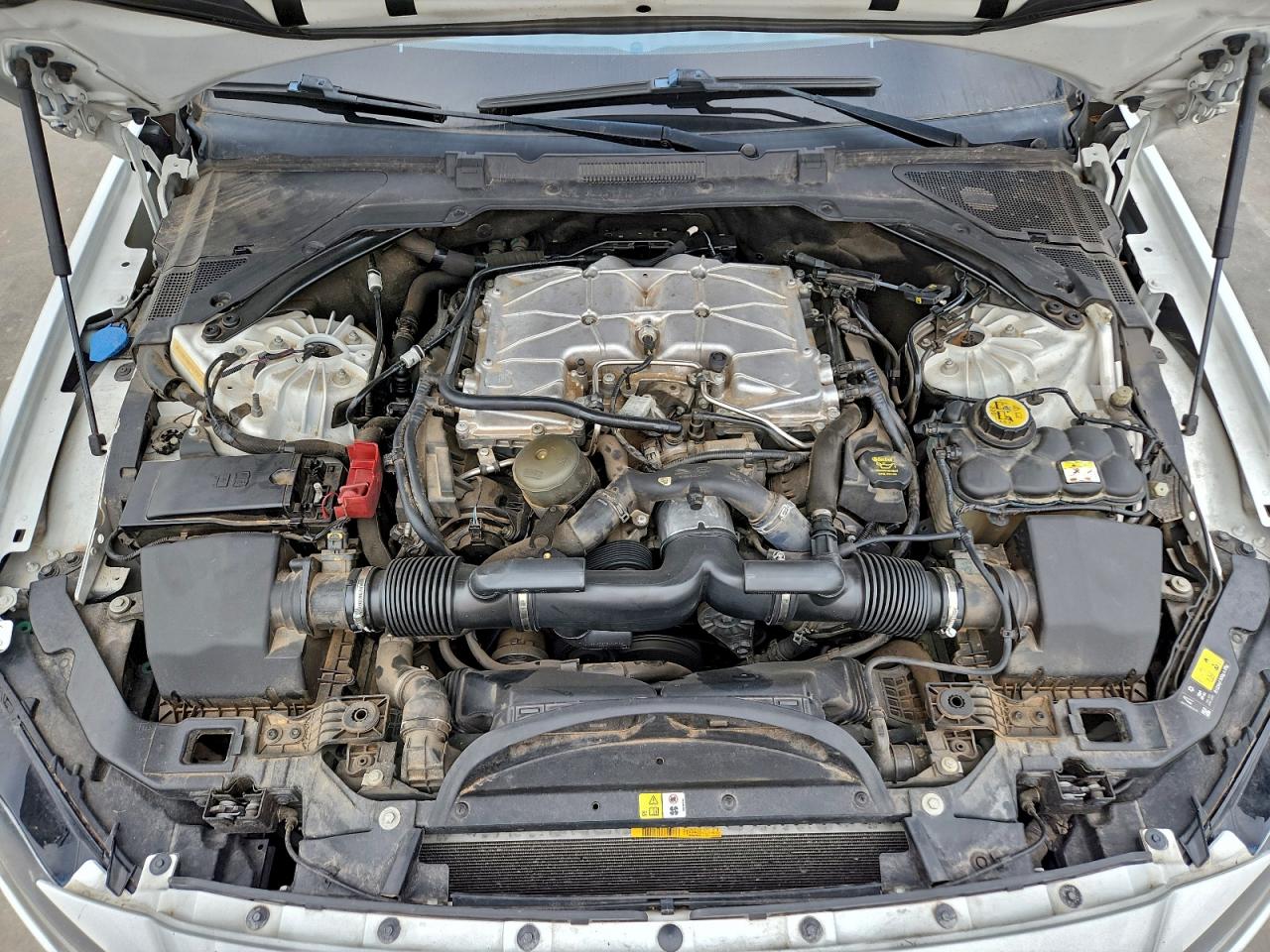 2016 JAGUAR XF PRESTIGE photo 11