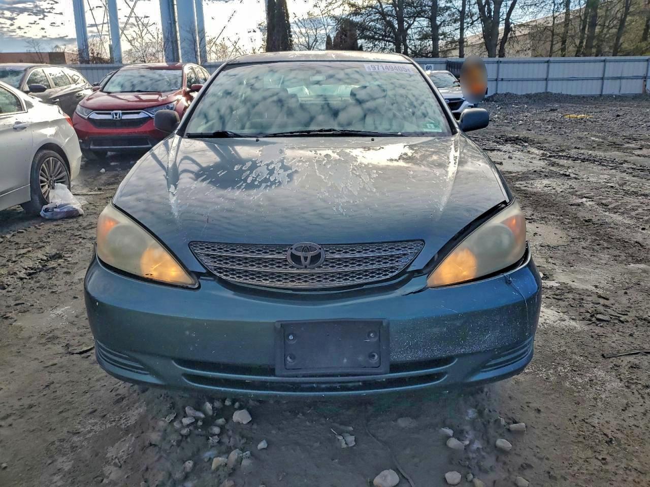 2002 TOYOTA CAMRY LE photo 9