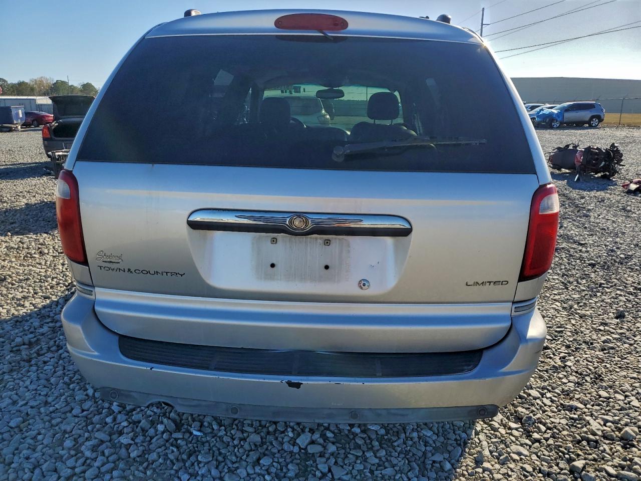 2005 CHRYSLER TOWN & COUNTRY LIMITED photo 11