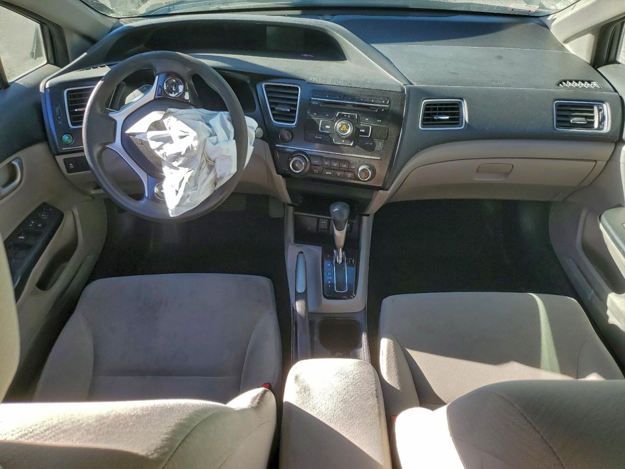2013 HONDA CIVIC LX photo 8