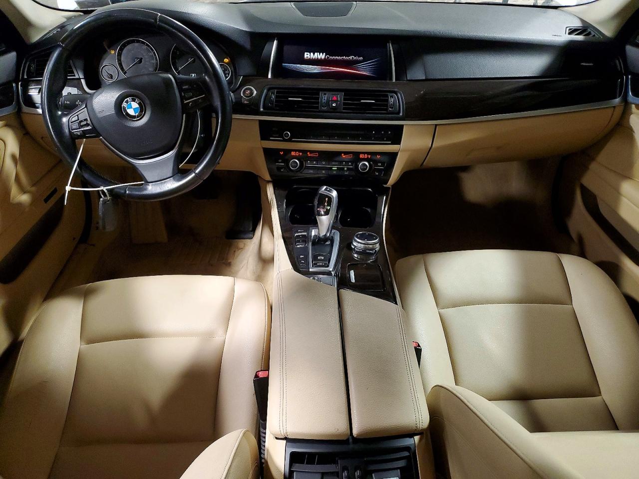 2015 BMW 528 XI photo 22