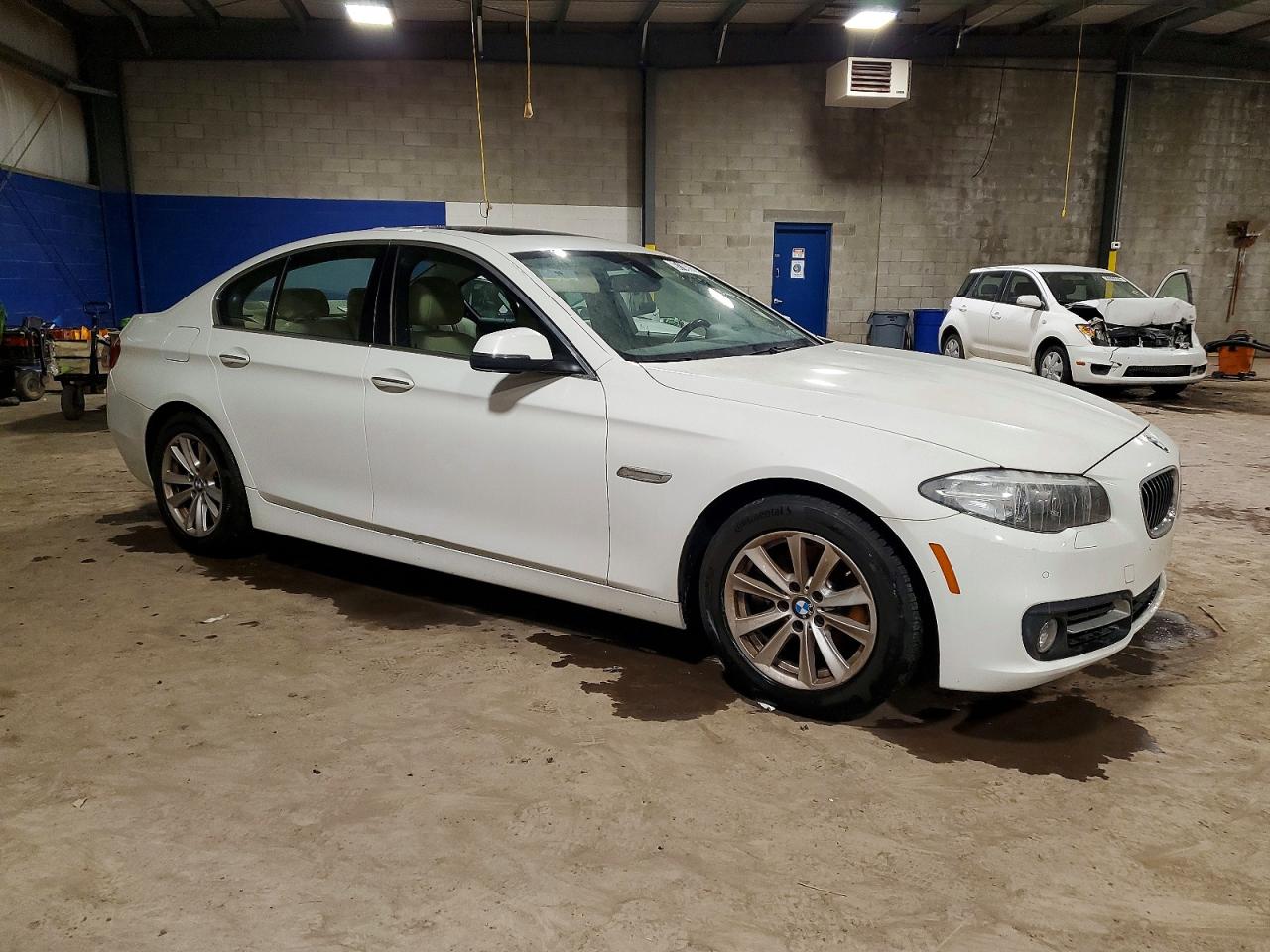 2015 BMW 528 XI photo 10