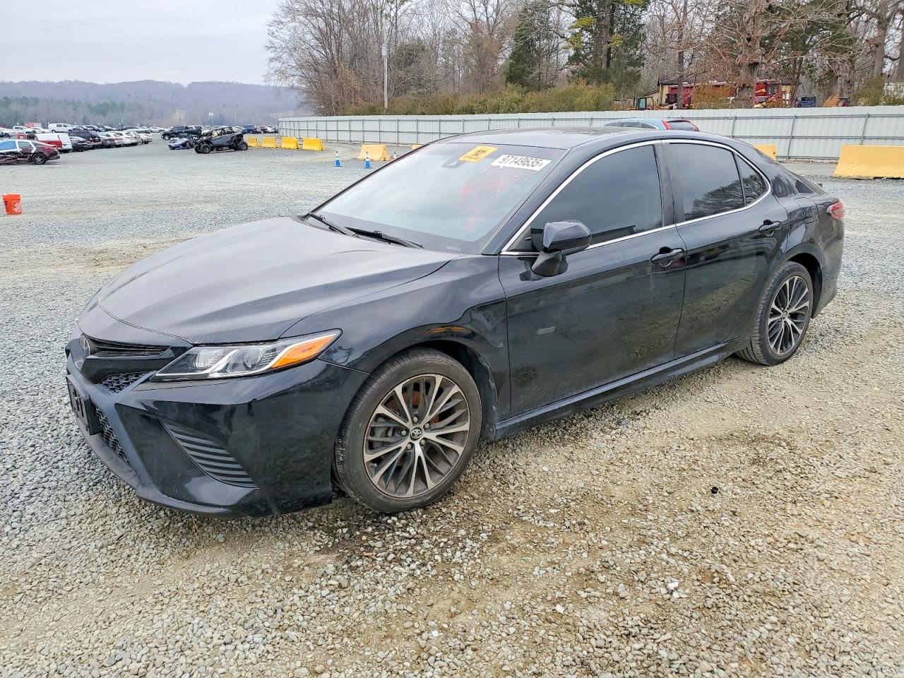2018 TOYOTA CAMRY